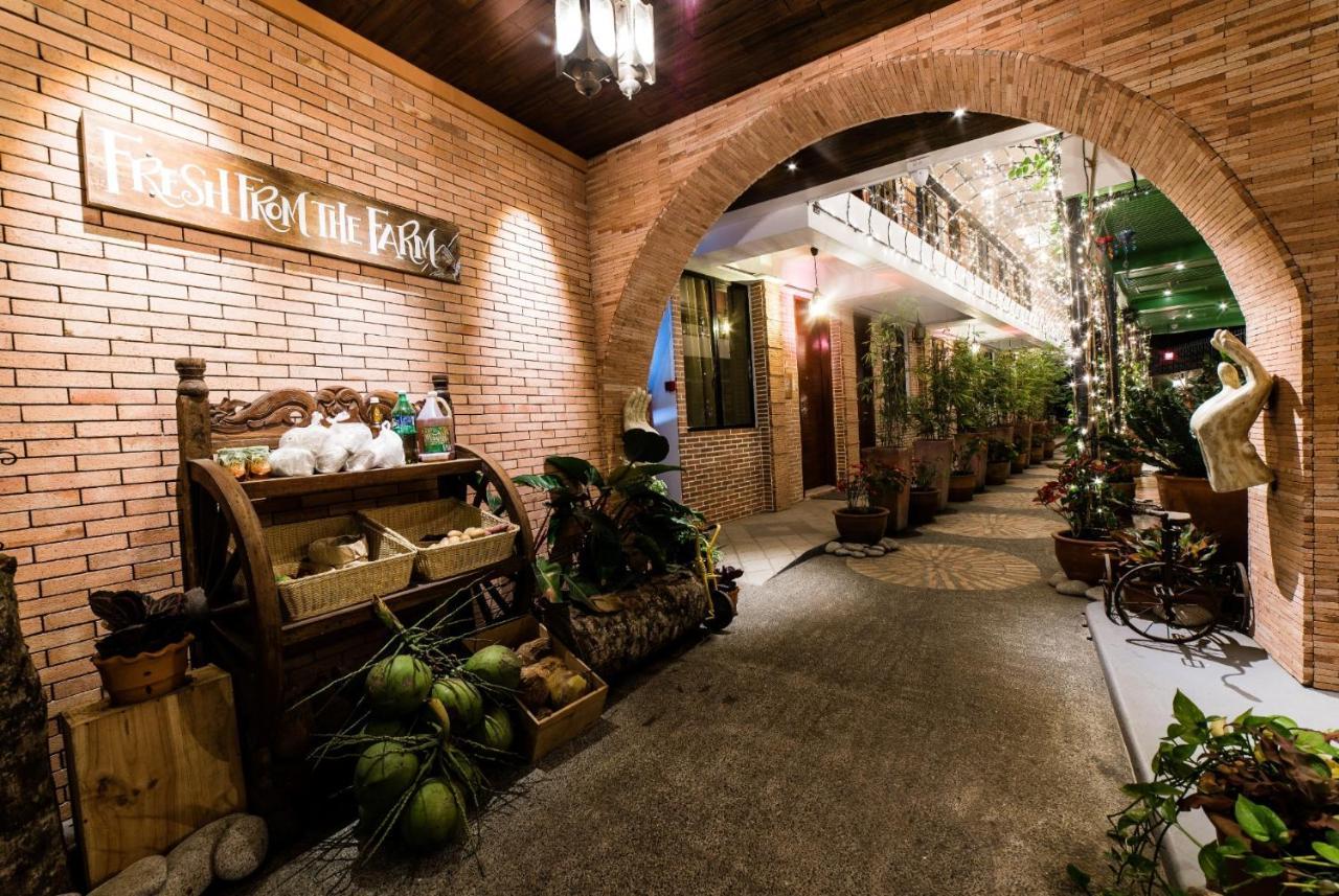 Gwandalan House Otel Dipolog Dış mekan fotoğraf
